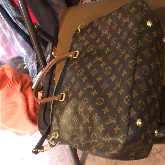 Handbag - Picture 4 of 13